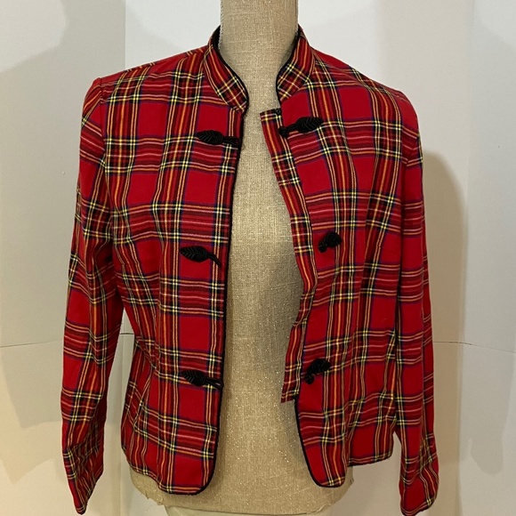 Vintage Red tartan women’s crop jacket blazer. Old money 80s crop vintage 12 - Picture 4 of 6